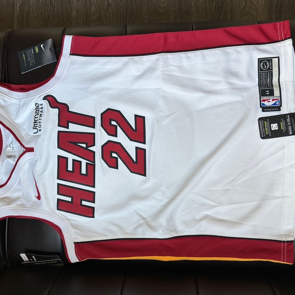 Miami Heat Jimmy Butler jersey size m